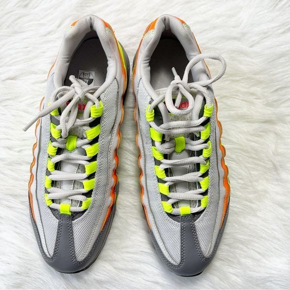 🎉HP🎊Nike Air Max 95 GS 'Vast Grey Volt' Sneakers - Picture 7 of 11